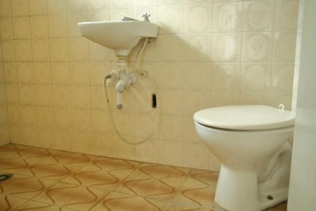 Casa à venda com 250m², 2 quartos e sem vagaBanheiro Social 2