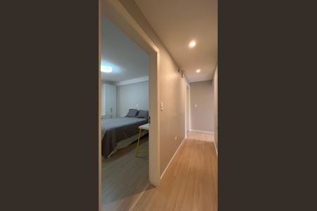 Apartamento para alugar com 186m², 4 quartos e 2 vagasCorredor dos Dormitórios