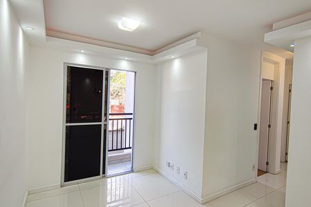 Sala de apartamento para alugar com 2 quartos, 45m² em Taquara, Rio de Janeiro