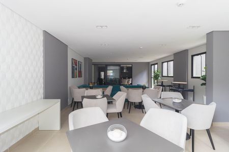 Apartamento para alugar com 43m², 2 quartos e sem vaga Apartamento para alugar com 43m², 2 quartos e sem vagaÁrea comum - Salão de festas