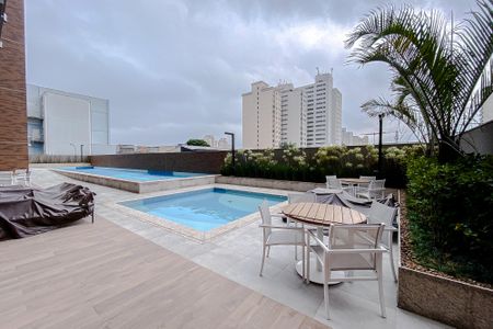 Apartamento à venda com 129m², 3 quartos e 2 vagasÁrea comum - Piscina