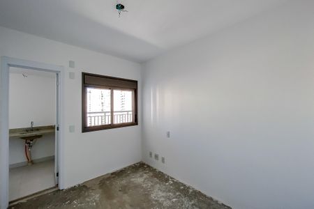 Apartamento à venda com 129m², 3 quartos e 2 vagasSuíte 2