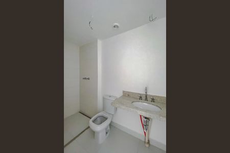 Apartamento à venda com 129m², 3 quartos e 2 vagasBanheiro da Suíte 3