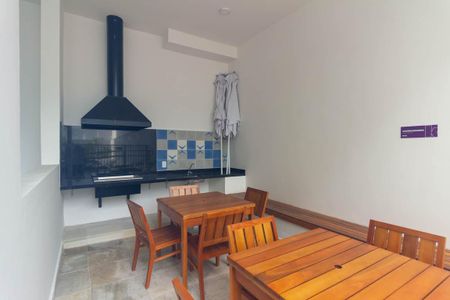 Apartamento à venda com 27m², 1 quarto e sem vagaÁrea comum - Churrasqueira