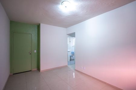 Sala de apartamento para alugar com 2 quartos, 53m² em Alcantara, São Gonçalo