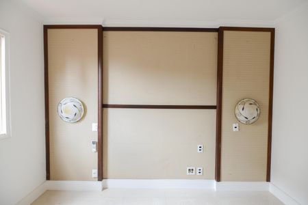 Apartamento para alugar com 200m², 4 quartos e 2 vagas Apartamento para alugar com 200m², 4 quartos e 2 vagasSuíte 4