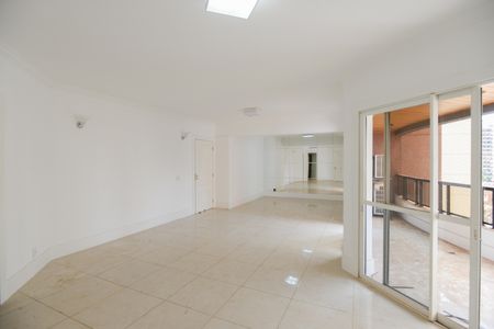 Apartamento para alugar com 200m², 4 quartos e 2 vagas Apartamento para alugar com 200m², 4 quartos e 2 vagasSala/Cozinha
