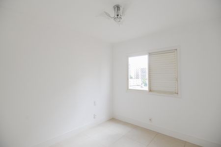 Apartamento para alugar com 200m², 4 quartos e 2 vagas Apartamento para alugar com 200m², 4 quartos e 2 vagasSuíte 2