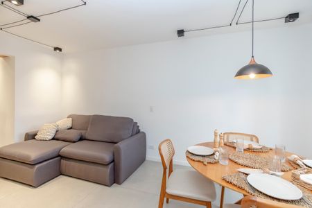 Apartamento para alugar com 60m², 2 quartos e 1 vagaSala