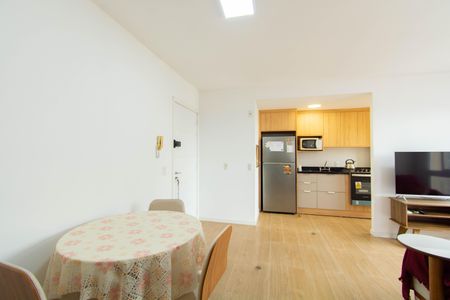 Sala de apartamento à venda com 2 quartos, 61m² em Marechal Rondon, Canoas