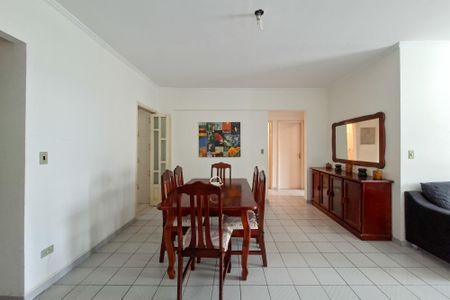 Apartamento para alugar com 105m², 3 quartos e 1 vagaSala