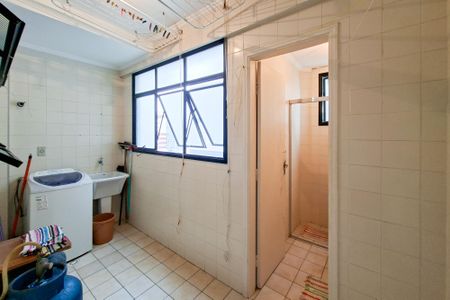 Apartamento para alugar com 105m², 3 quartos e 1 vagaÁrea de Serviço