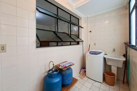 Apartamento para alugar com 105m², 3 quartos e 1 vagaÁrea de Serviço