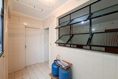 Apartamento para alugar com 105m², 3 quartos e 1 vagaÁrea de Serviço