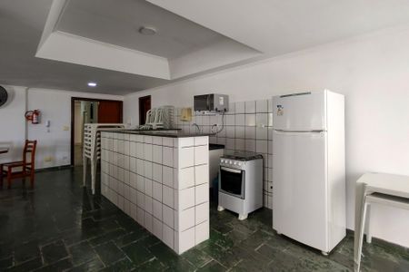Apartamento para alugar com 105m², 3 quartos e 1 vagaÁrea comum - Salão de festas