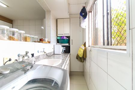 Apartamento à venda com 58m², 2 quartos e 1 vagaÁrea de Serviço