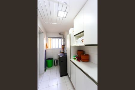 Apartamento para alugar com 245m², 3 quartos e 3 vagas Apartamento para alugar com 245m², 3 quartos e 3 vagasÁrea de Serviço