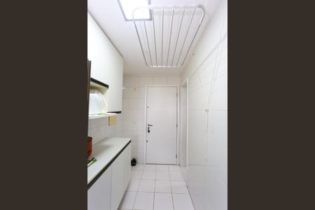 Apartamento para alugar com 245m², 3 quartos e 3 vagas Apartamento para alugar com 245m², 3 quartos e 3 vagasÁrea de Serviço