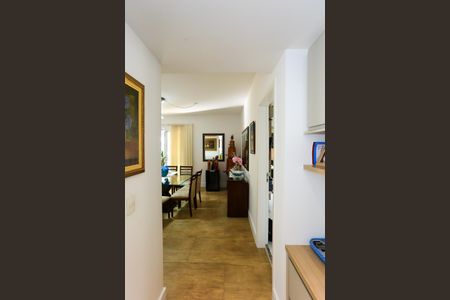 Apartamento para alugar com 245m², 3 quartos e 3 vagas Apartamento para alugar com 245m², 3 quartos e 3 vagasEscritório