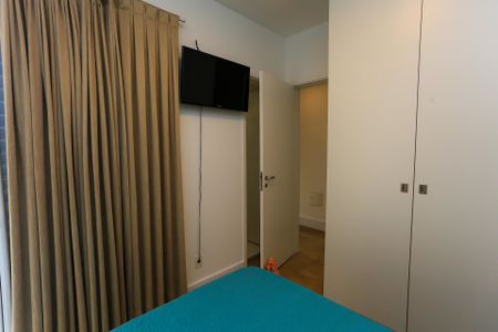 Apartamento para alugar com 245m², 3 quartos e 3 vagas Apartamento para alugar com 245m², 3 quartos e 3 vagassuíte 1