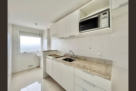Apartamento à venda com 67m², 2 quartos e 1 vagaCozinha