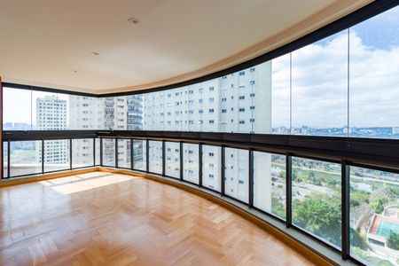 Apartamento à venda com 206m², 3 quartos e 5 vagasVaranda da Sala