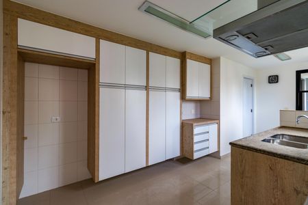 Apartamento à venda com 206m², 3 quartos e 5 vagasCozinha