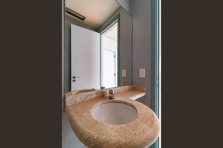 Apartamento à venda com 206m², 3 quartos e 5 vagasLavabo