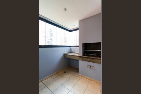 Apartamento à venda com 206m², 3 quartos e 5 vagasVaranda da Sala