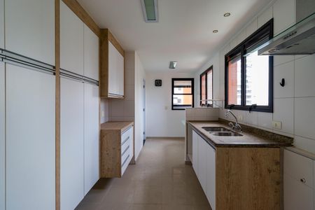 Apartamento à venda com 206m², 3 quartos e 5 vagasCozinha
