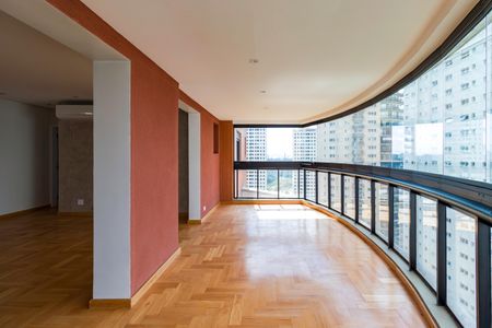 Apartamento à venda com 206m², 3 quartos e 5 vagasVaranda da Sala