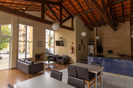 Casa de condomínio para alugar com 84m², 3 quartos e 2 vagasÁrea comum - Salão de festas