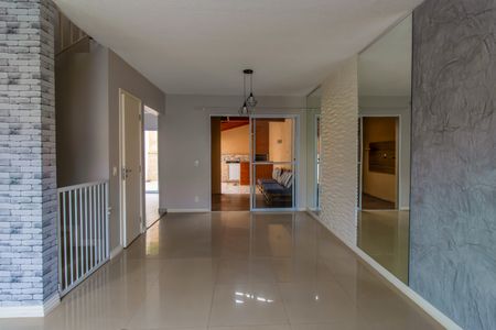 Sala de casa de condomínio para alugar com 3 quartos, 84m² em Bairro Jardim Nossa Senhora das Graças, Cotia