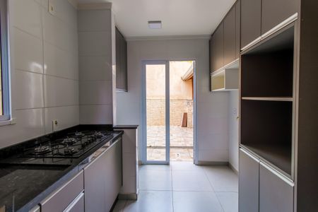 Casa de condomínio para alugar com 84m², 3 quartos e 2 vagasCozinha