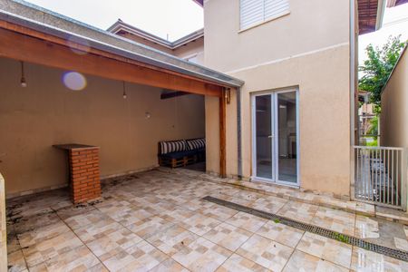 Casa de condomínio para alugar com 84m², 3 quartos e 2 vagasQuintal dos fundos