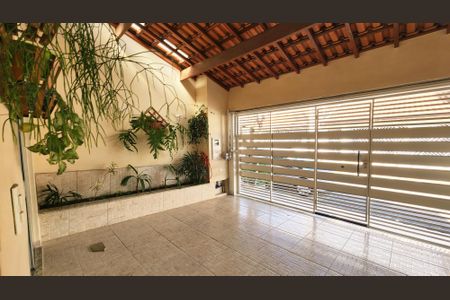 Casa à venda com 115m², 3 quartos e 2 vagas Casa à venda com 115m², 3 quartos e 2 vagasGaragem