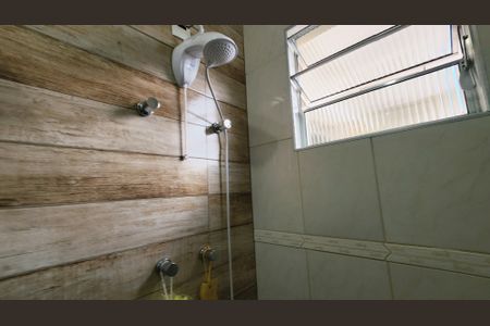 Casa à venda com 115m², 3 quartos e 2 vagas Casa à venda com 115m², 3 quartos e 2 vagasBanheiro