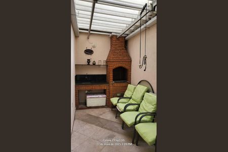 Casa à venda com 125m², 2 quartos e 2 vagas Casa à venda com 125m², 2 quartos e 2 vagasÁrea comum - Churrasqueira