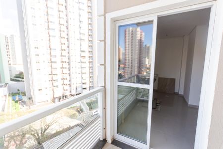 Apartamento à venda com 47m², 2 quartos e 1 vaga Apartamento à venda com 47m², 2 quartos e 1 vagaSacada