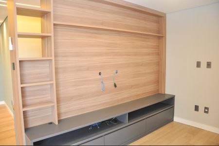 Sala de apartamento para alugar com 2 quartos, 80m² em Balneário Tropical, Paulínia