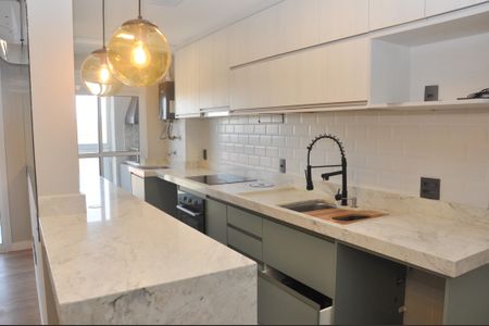 Apartamento para alugar com 80m², 2 quartos e 2 vagasCozinha