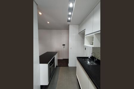 Apartamento à venda com 69m², 2 quartos e 1 vaga Apartamento à venda com 69m², 2 quartos e 1 vagaCozinha - Armários