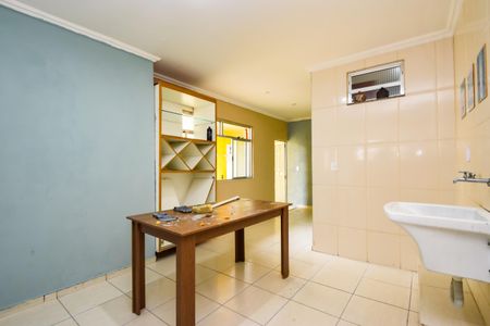 Casa de condomínio à venda com 172m², 5 quartos e 1 vagaCozinha e Área de Serviço 2