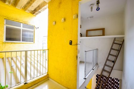 Casa de condomínio à venda com 172m², 5 quartos e 1 vagaHall