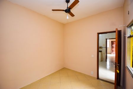 Casa de condomínio à venda com 172m², 5 quartos e 1 vagaSuíte