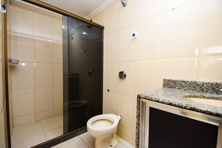 Casa de condomínio à venda com 172m², 5 quartos e 1 vagaBanheiro Social 2 