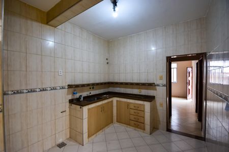 Casa de condomínio à venda com 172m², 5 quartos e 1 vagaCozinha e Área de Serviço