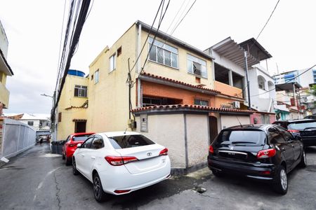 Casa de condomínio à venda com 172m², 5 quartos e 1 vagaFachada da Casa