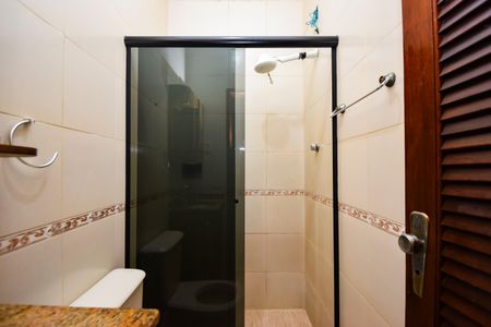 Casa de condomínio à venda com 172m², 5 quartos e 1 vagaBanheiro Social