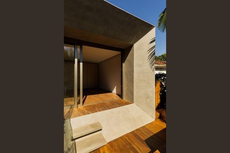 Casa à venda com 620m², 5 quartos e 4 vagas Casa à venda com 620m², 5 quartos e 4 vagasVaranda gourmet